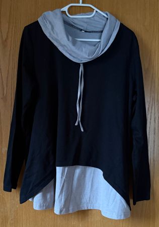 schöner Pulli doppellagig mit Rückenfalte, schwarz-grau