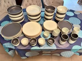 Service de table 141/144 pièces - Bleu azur et bleu minéral
