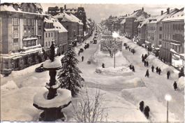 LA CHAUX - de - FONDS, le POD et son amas de neige