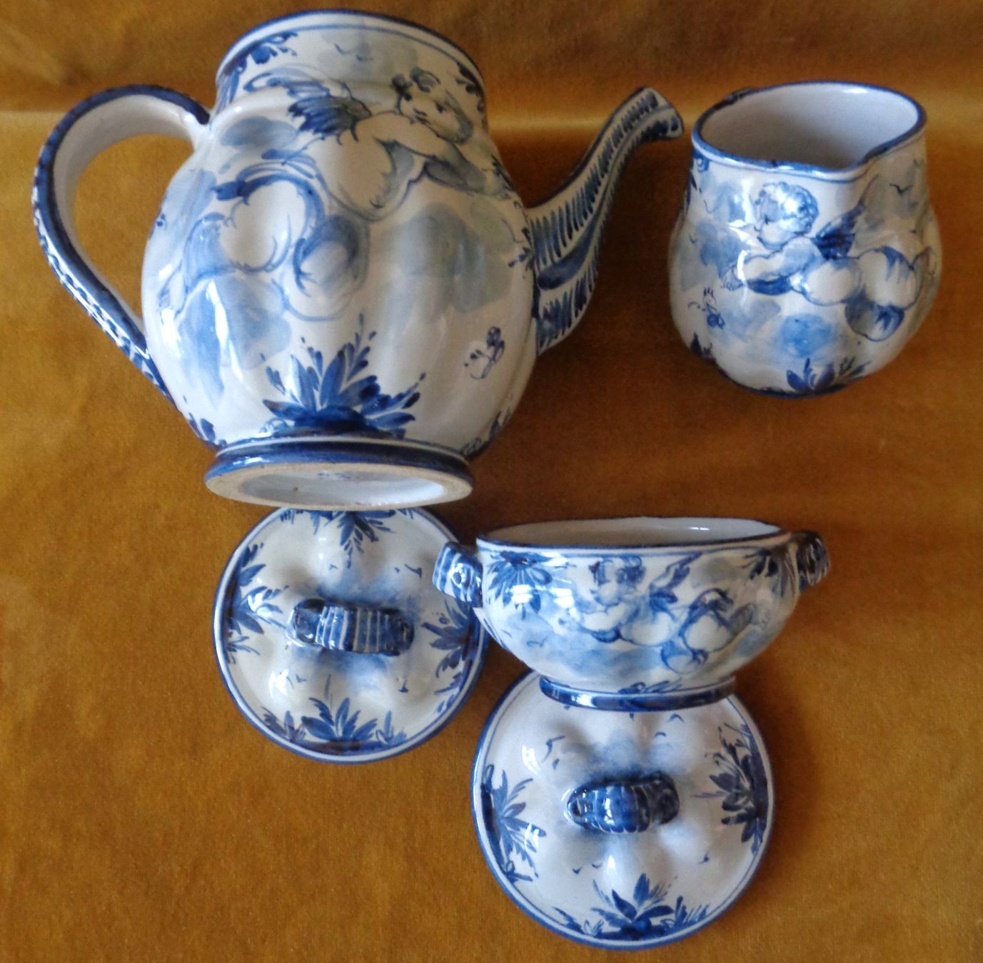 Set di piatti: ANTIKES 92 BIS ENGEL GESCHIRR 12 STCK. – Usato da Lausanne venduto da kiliman73 2