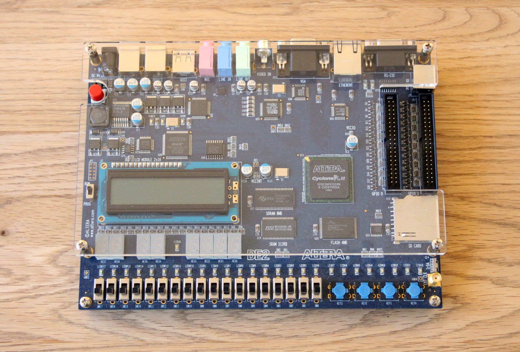PC: Altera DE2 - 35000 LE – Usato da Münchenbuchsee venduto da Chaoo 1