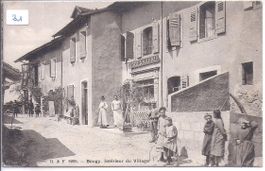 BOUGY, intérieur du village