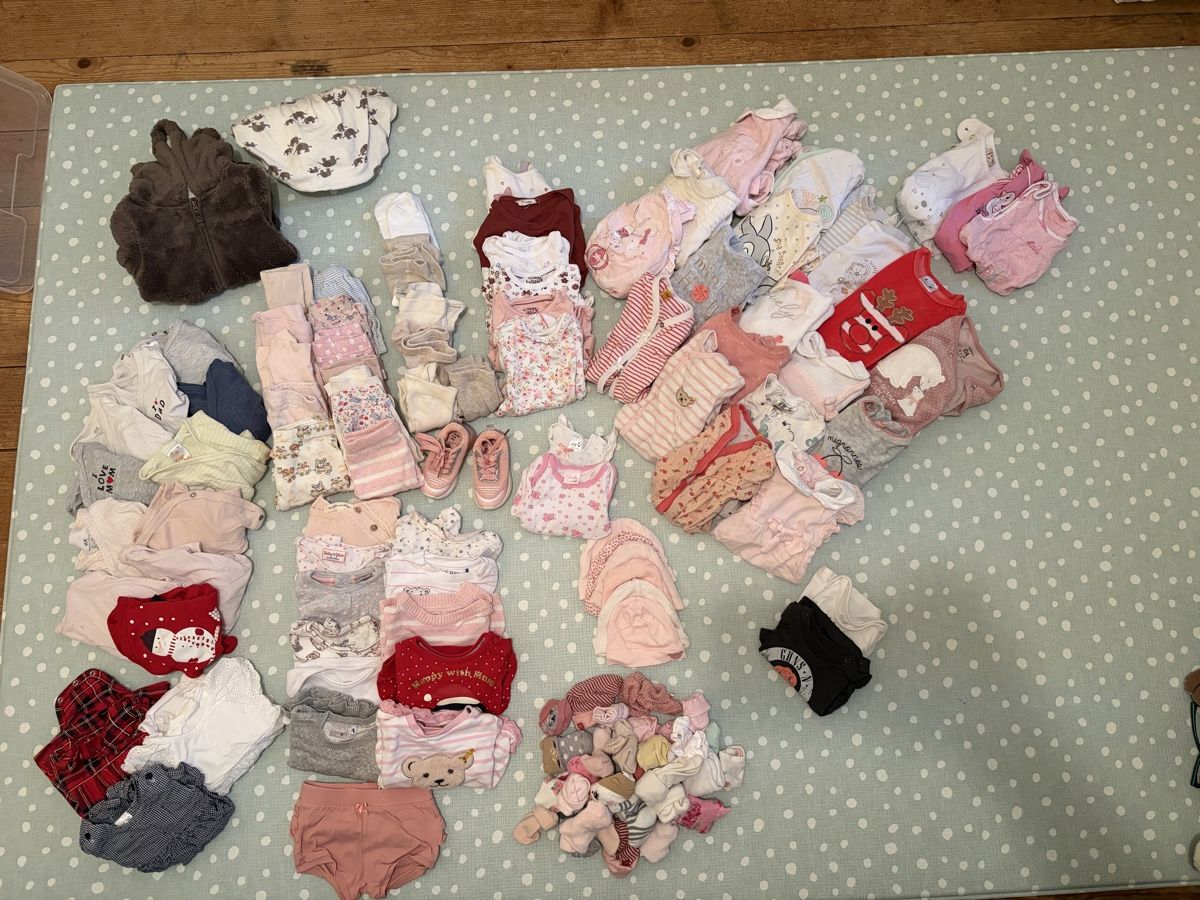 Ensembles coordonnés: Babykleiderpaket Gr. 50/56 Mädchen – D'occasion à Zürich par nepaprocella