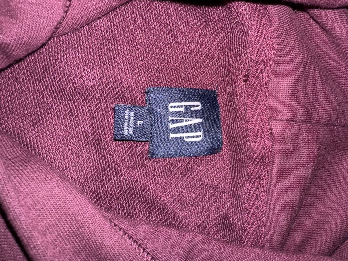 Gap Maglioni & Felpe: Deux sweaters GAP – Usato da Cologny venduto da PEACEANDLOVE 3
