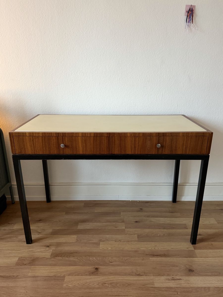 Schreibtische: Design Schreibtisch – Gebraucht aus Zürich von far_s6wj