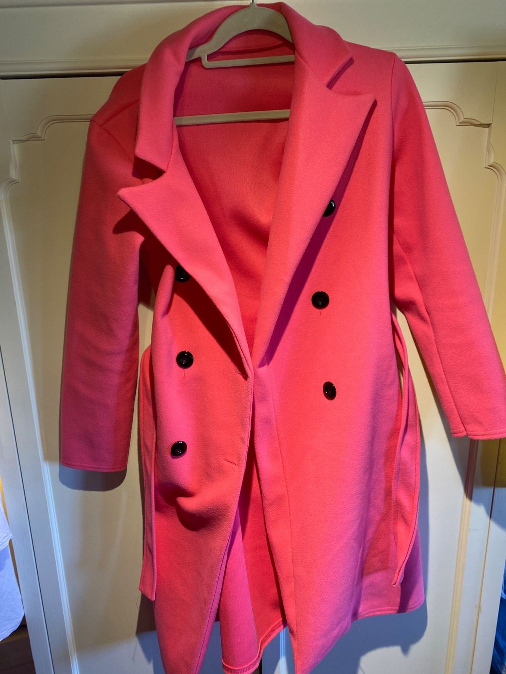 Manteaux: MANTEL-DAMEN-PINK- – Neuf avec emballage d'origine à Meienried par ManuelaBoutique 1