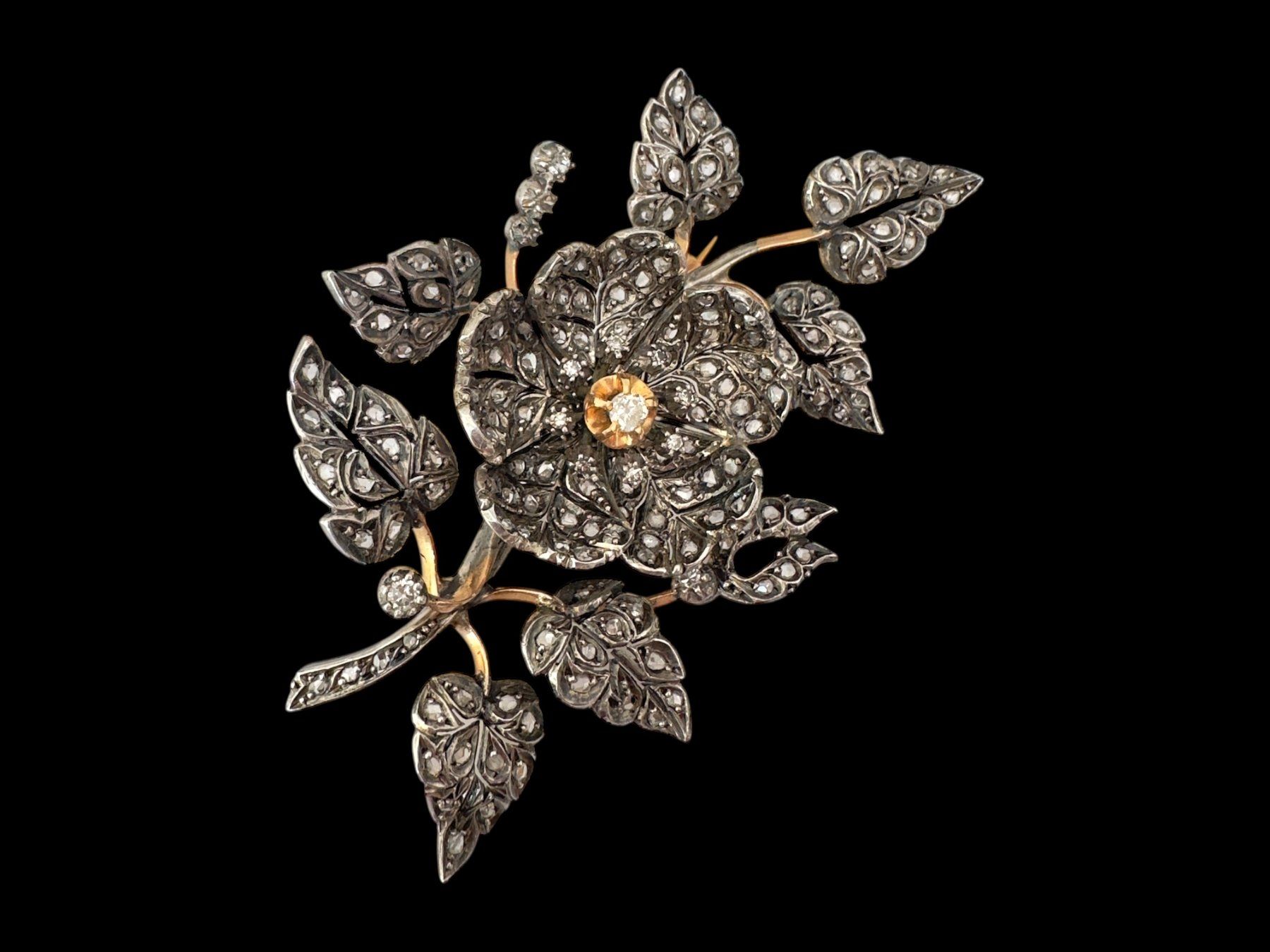 Broschen & Nadeln: Victorianische Diamant - Brosche, ca. 4.00 ct – Gebraucht aus Zuzwil SG von artimmo 3