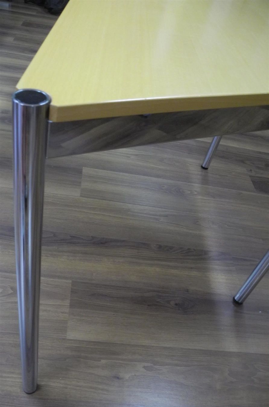 USM Scrivanie: USM Haller Bürotisch, Nr. 15d – Usato da Kottwil venduto da Crazyrolf 3