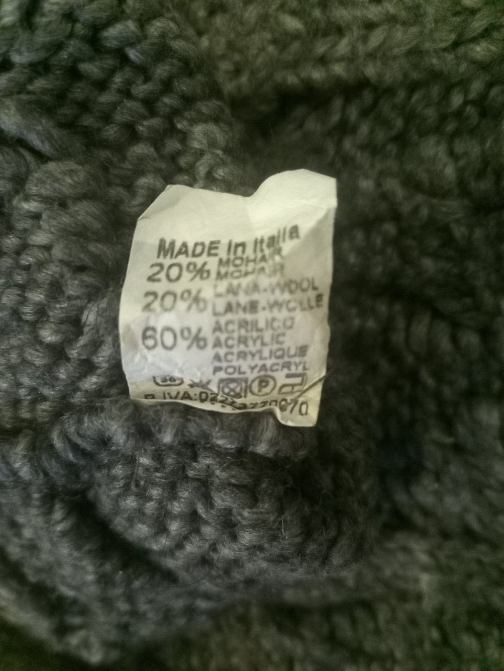 Lots de vêtements: Winterset Schal & Handschuhe – D'occasion à Intragna par Imzadi01 4