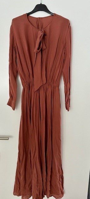 Robes: Silk maxi dress – D'occasion à Dallenwil par ZD2019 7