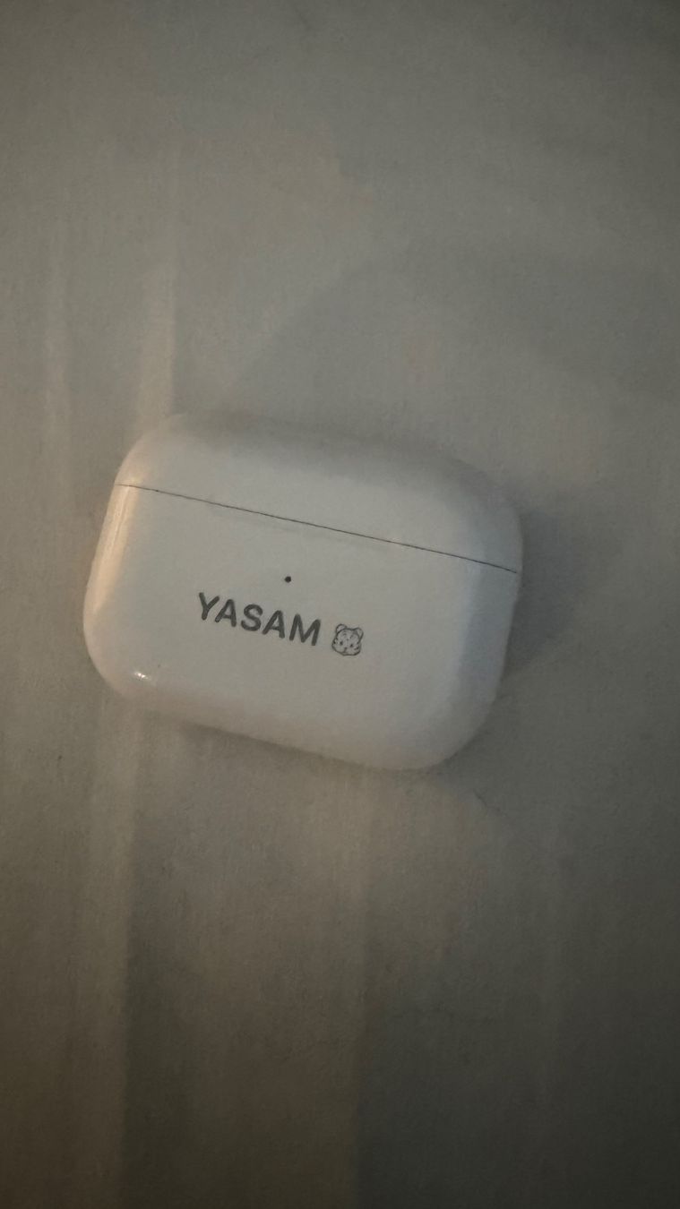 Apple Cuffie: Apple AirPods Pro 2. Generation (Lightning) - Nur Ladecase – Usato da Neuenhof venduto da yss_j9rj 1