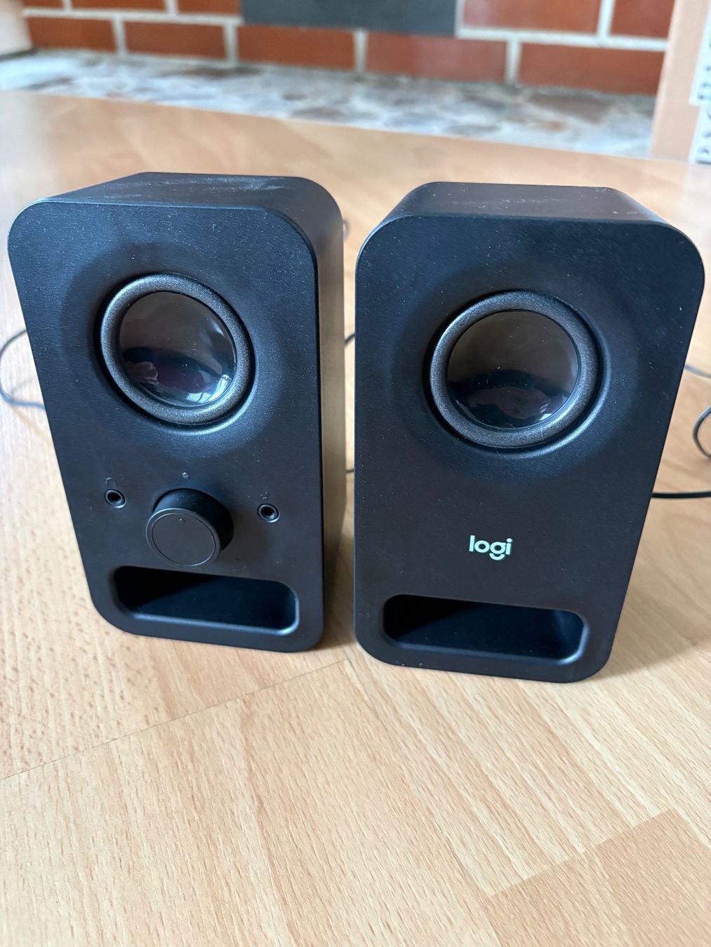 Logitech Casse acustiche: Speakers Logitech Z150 – Nuovo (secondo la descrizione) da Orvin venduto da zan_cw88 1