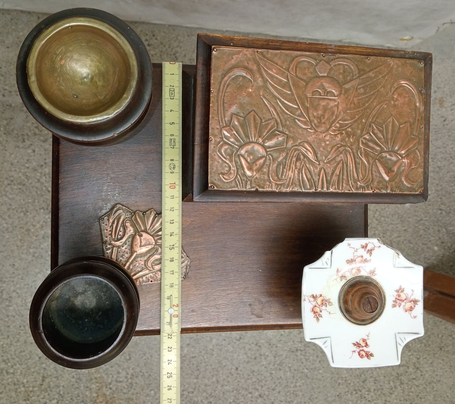 Tavoli: Table à tabac en bois – Usato da Le Locle venduto da PereiraHugo 9