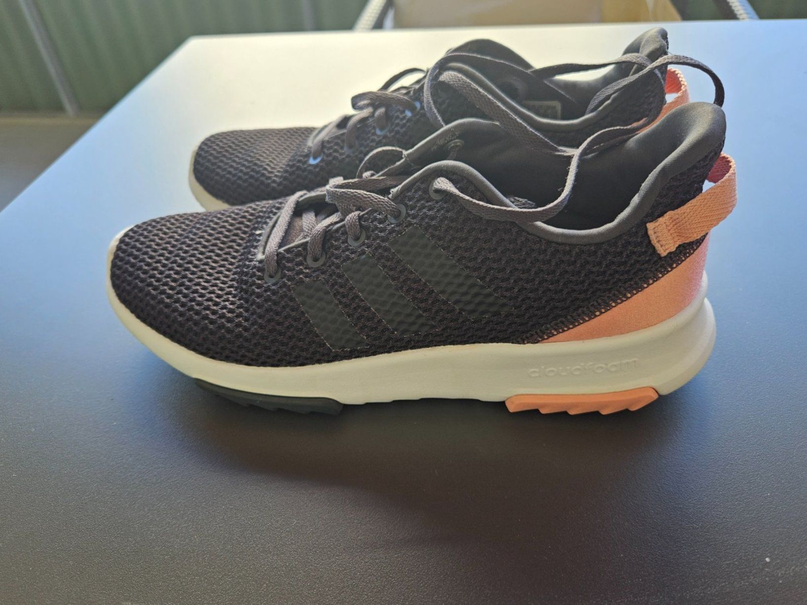 Adidas Scarpe da donna: Adidas cloutfoam Turnschuh – Usato da Basel venduto da wurzelstein 1
