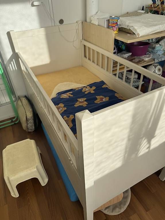 Letti: Kinderbett mit Matratze – Usato da Marthalen venduto da 8450andelfingen 2