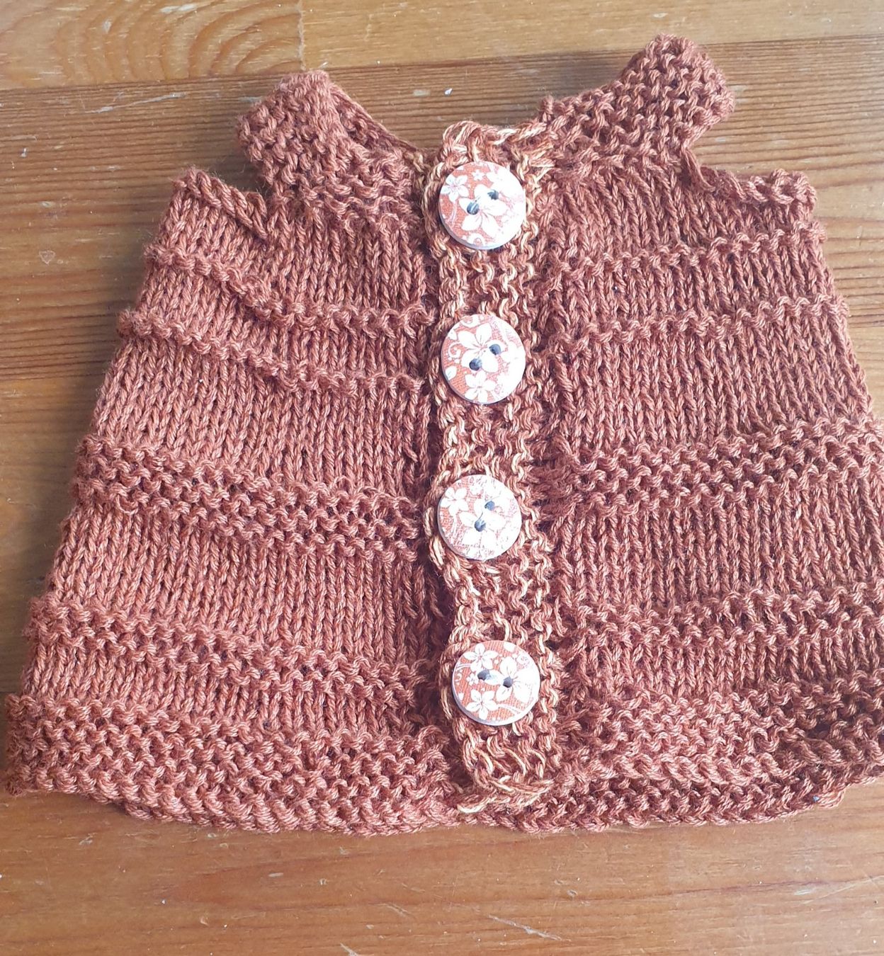Bambole: Handgestricktes Kleidchen Gr. 30 cm – Nuovo e nell'imballaggio originale da Aesch BL venduto da Gold1Fisch2 1