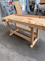 Werkbank Holz mit Schraubstock guter Zustand