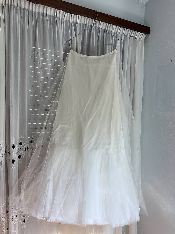 Kleider: Abito da sposa in raso bianco – Gebraucht aus Pazzallo von cas_57rl 3
