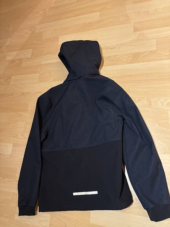 Giacche & Cappotti: H&M outdoor Jacke – Usato da Wettingen venduto da lau_q5f6 1