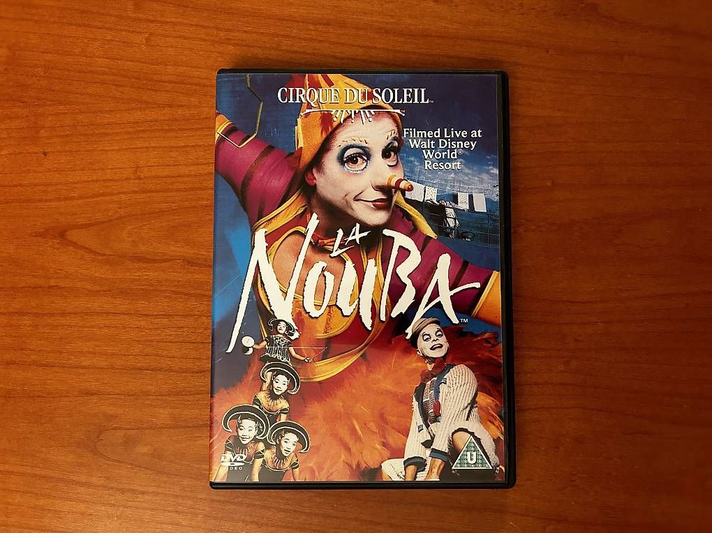 Tutti i DVDs: DVD "La Nouba" – Usato da Zollikerberg venduto da sel_99lq