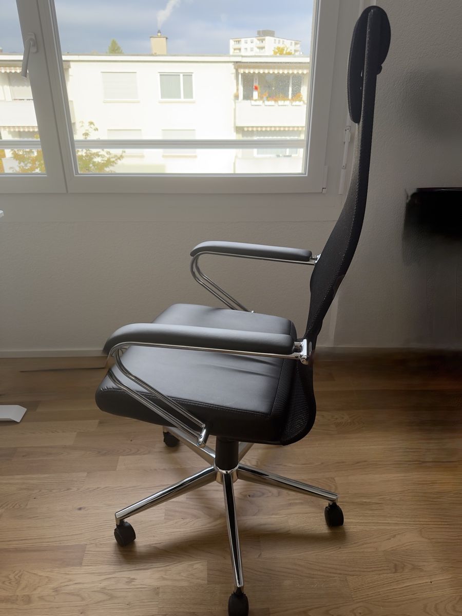 Chaises: Bürostuhl  – D'occasion à Dietikon par stitch_2000 1