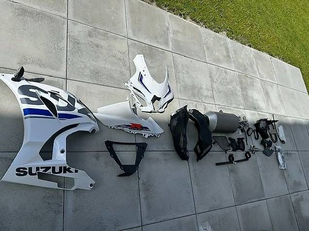 Strasse: Suzuki GSX-R1000RA Virus – Gebraucht aus Rothenbrunnen von LiquidMind 4