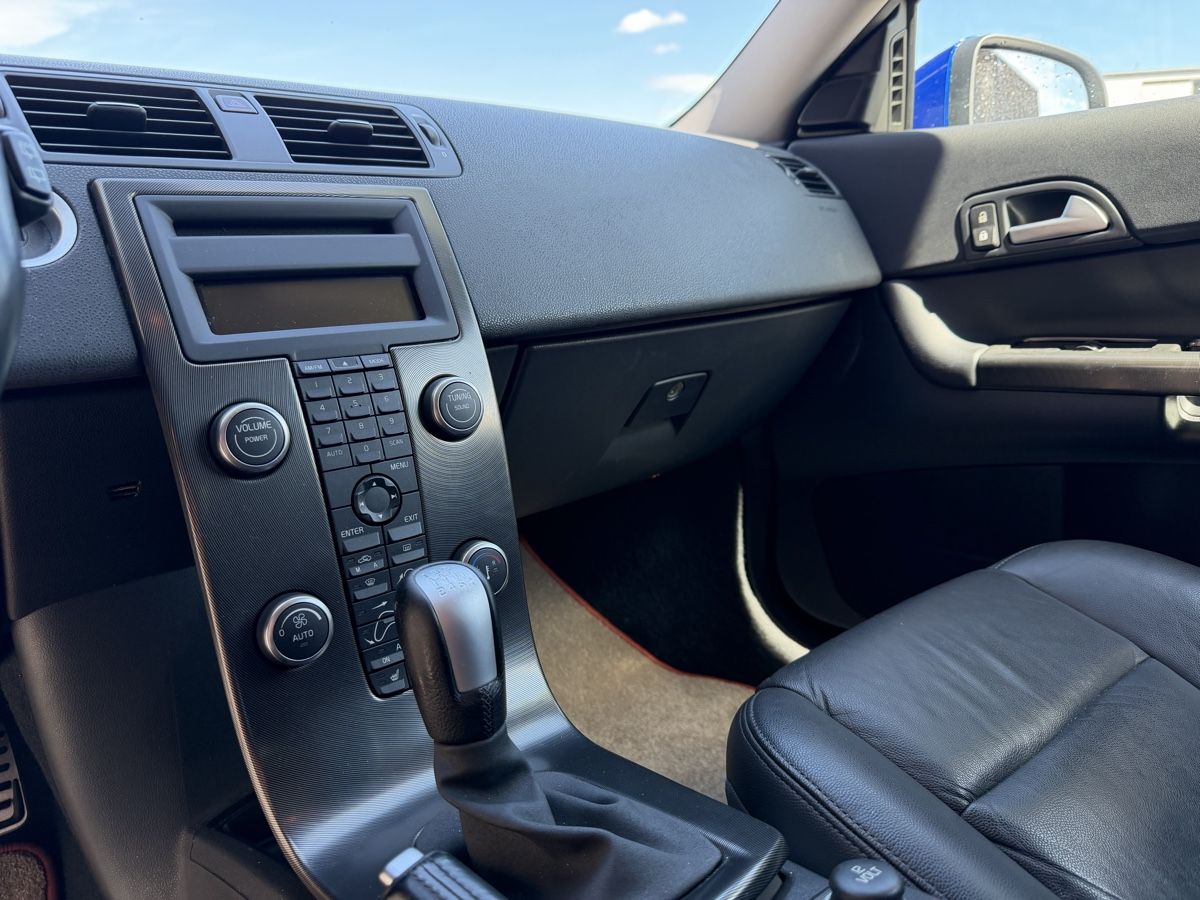 Volvo Autos: Volvo C30 D5 R – Gebraucht aus Sattel von lelehuerli7 8