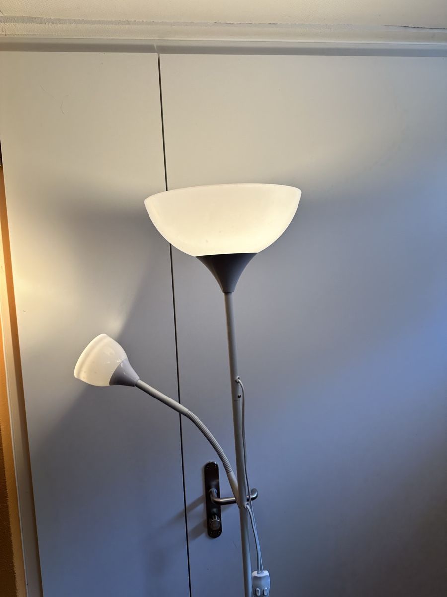 Lampade: Stehlampe – Usato da Zug venduto da User.1211 1