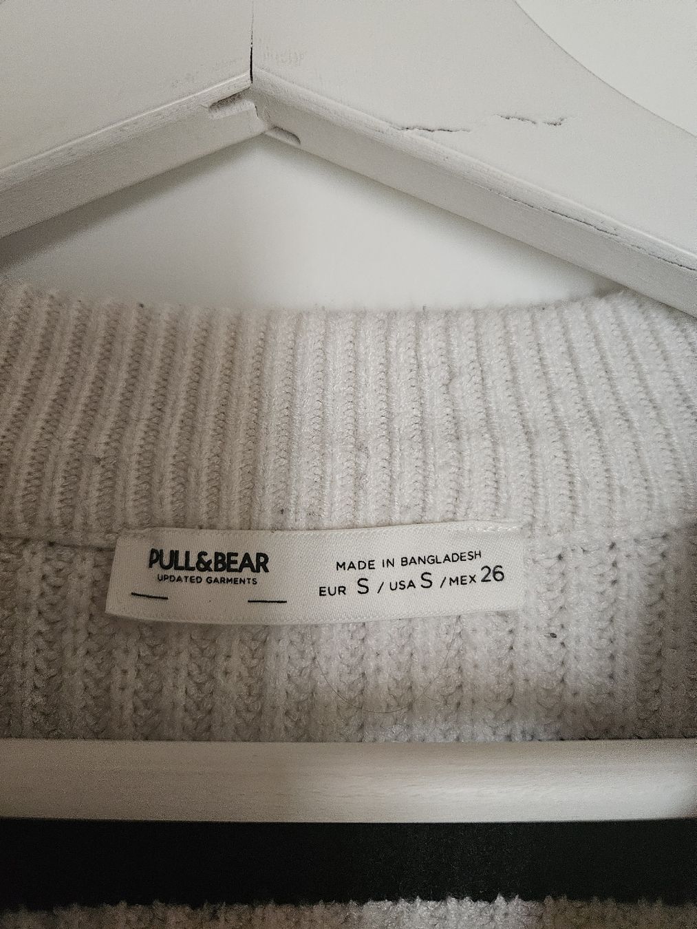 Pull&Bear Maglioni & Felpe: Pull&Bear Pullover gestreift weiss schwarz Grösse S – Usato da Niederwil AG venduto da Sillimini 1