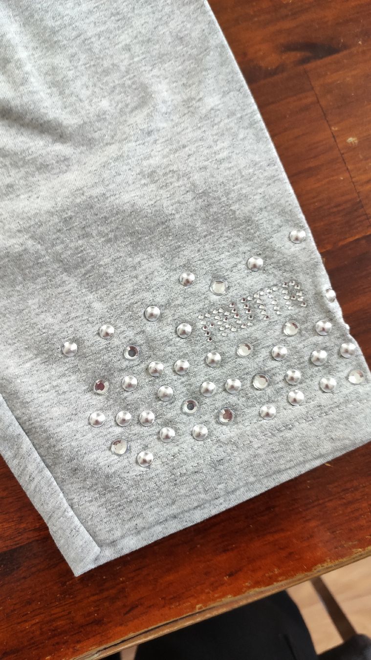 Strümpfe & Strumpfhosen: Neu Leggins, Grau, Grösse 152 – Neu und originalverpackt aus Wohlen AG von art_9qvl 1