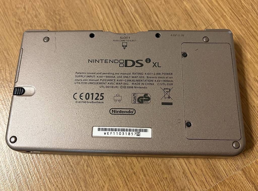 Nintendo Console: Nintendo DSi XL Schwarz – Usato da Glattpark(Opfikon) venduto da Beubeu44 3