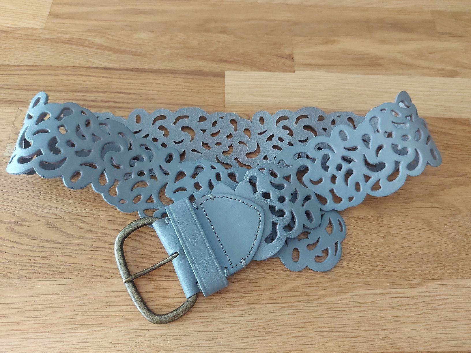 Benetton Gürtel: Ledergürtel, grau, ca. 80 cm – Gebraucht aus Oberengstringen von PaolaDe