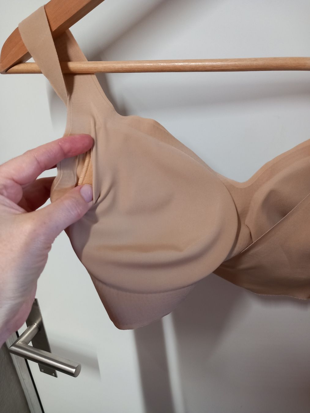 Sloggi Sonstige Unterwäsche: Sloggi Zero Feel Bralette Gr.XS/S beige – Gebraucht aus Merligen von muss_haben 2