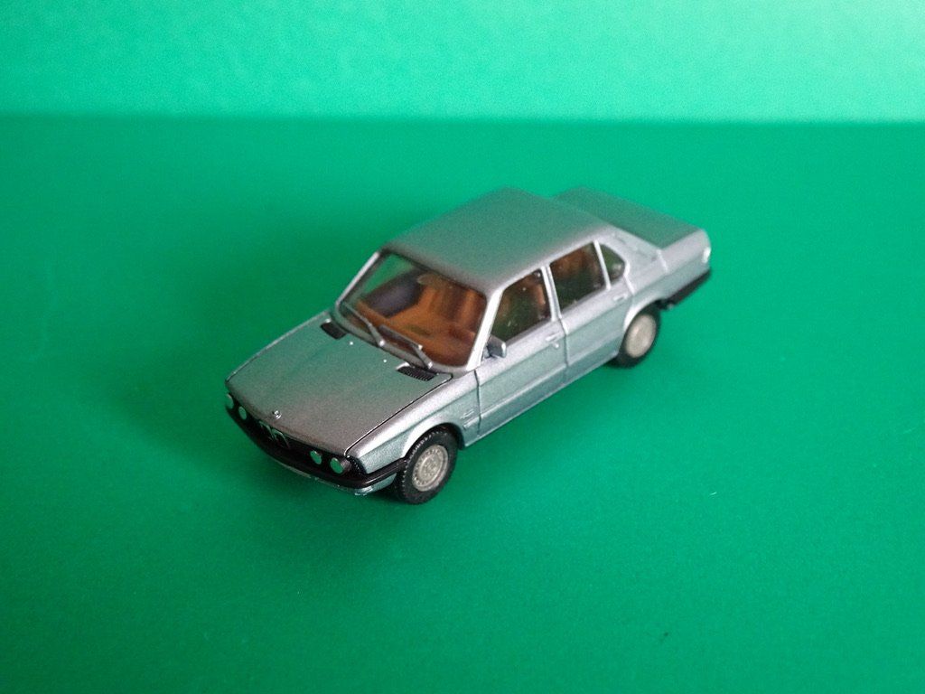 Herpa Modellautos: BMW 528i von Herpa 1/87 – Gebraucht aus Bretzwil von Meex