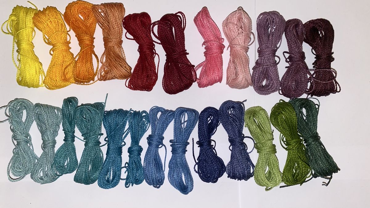 Kit bricolage: DIY Schmuckset: Knüpfgarn und Messingperlen – Usato da Zürich venduto da joyjoy7