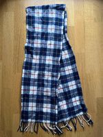Gant Wollschal im klassischen Karo-Design (Blau/Weiss/Rot)