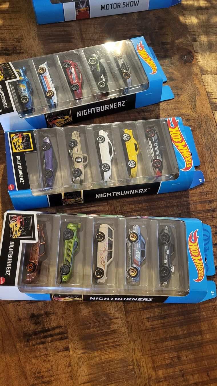 Hot Wheels Modellautos: Hot Wheels Nightburnerz 5er Pack 3x – Neu und originalverpackt aus Jona von mjo_f5t2 1