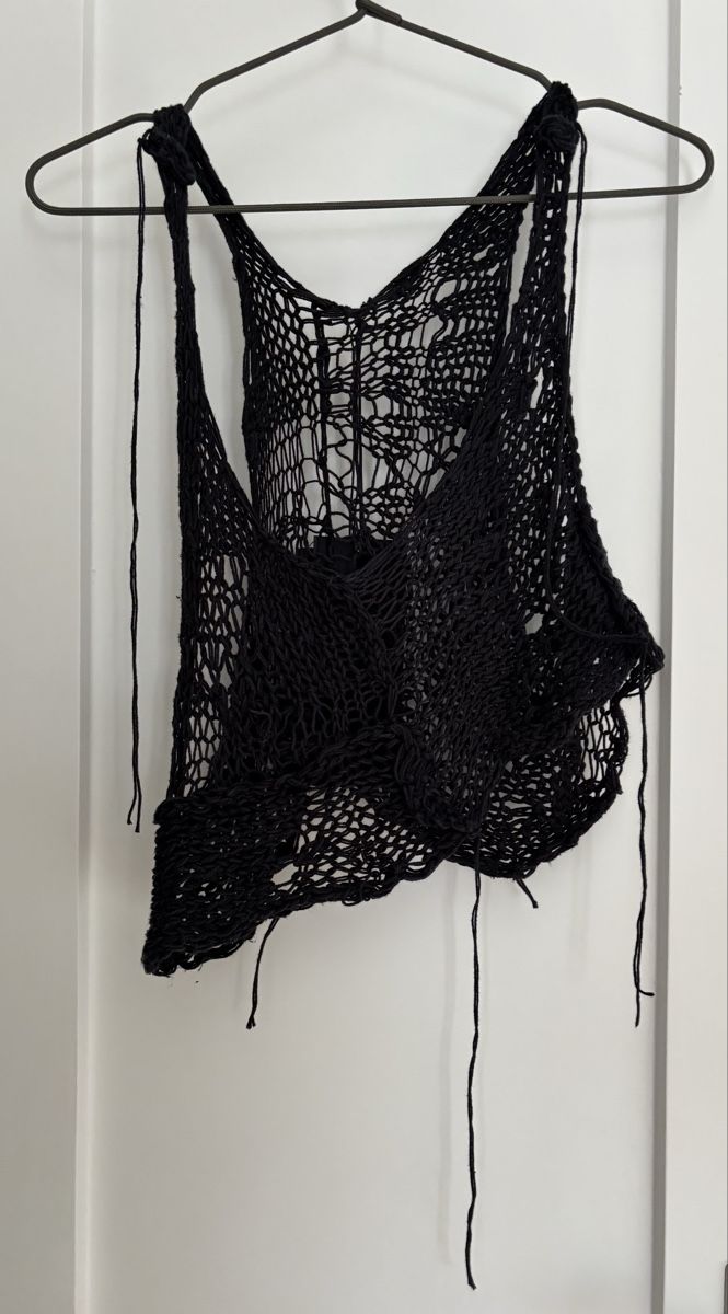 Top: Studio B3 Ebe Top, Black, One Size – Nuovo (secondo la descrizione) da Erlenbach ZH venduto da verbena_mint