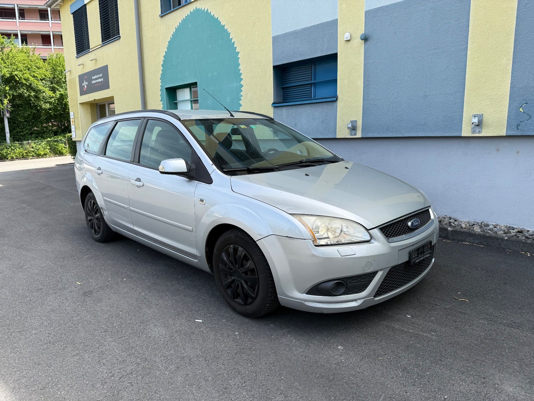 Ford Autos: Ford Focus 1.8 Ghia – Gebraucht aus Reiden von Off-Road-01 1