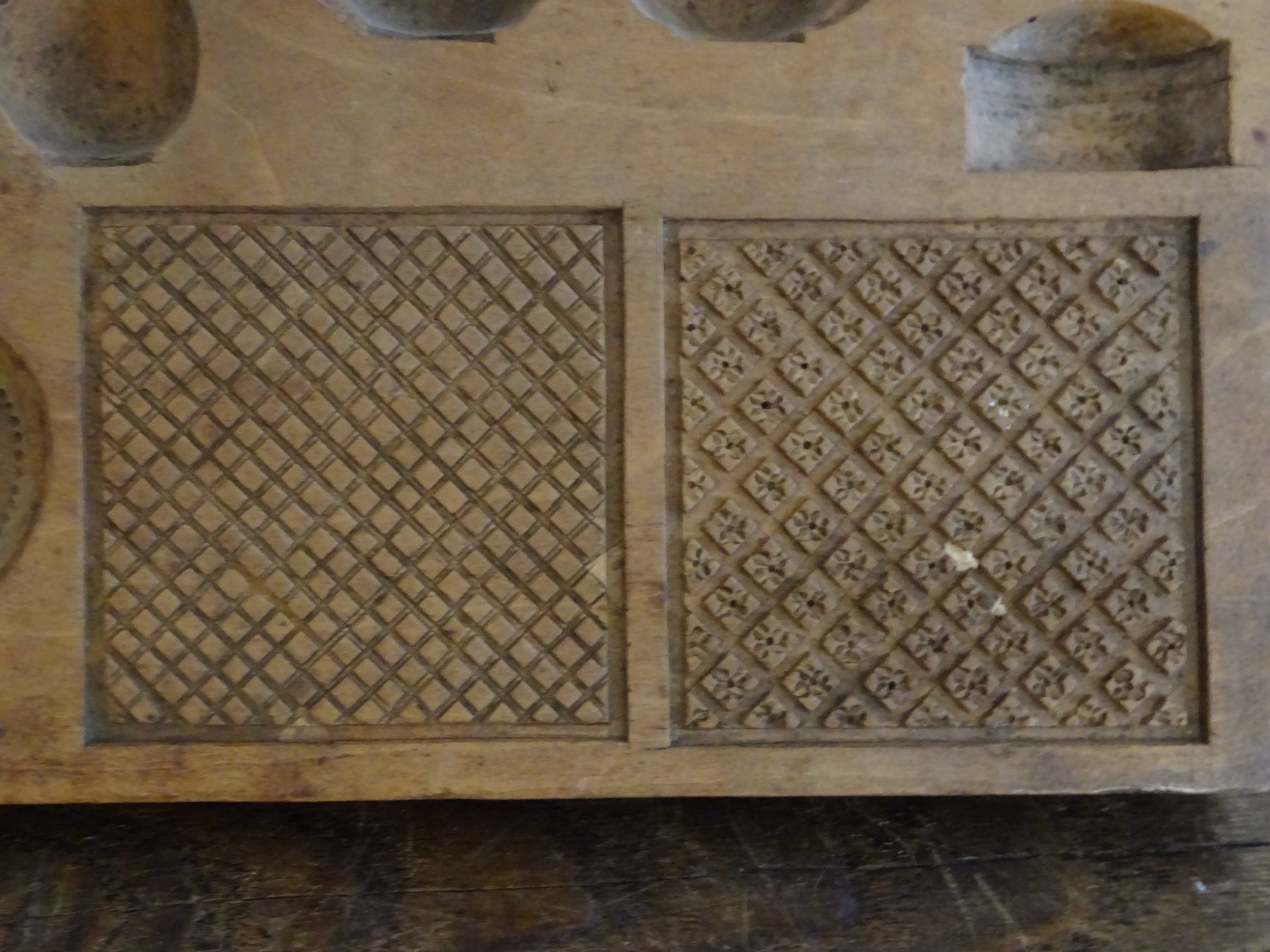 Teglie da forno: Marzipan Model / Sarg mit Sargdeckel / 18 Jh. – Usato da Esslingen venduto da eintagammeer 7