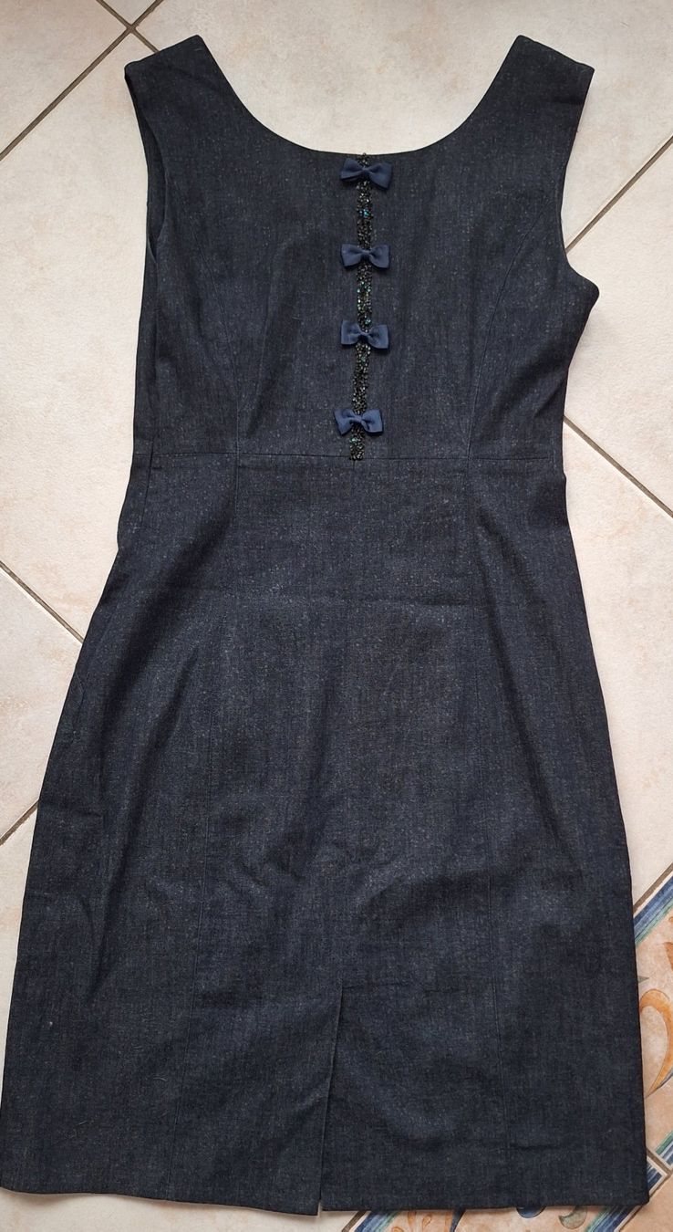 Vestiti: Robe noire FUEGO 36 – Usato da St-Triphon venduto da Jldr0 4
