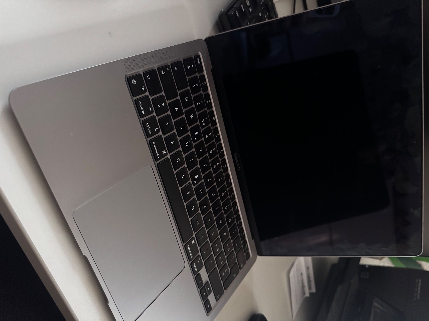 Apple Notebook: MacBook Air M1 Chip 13-Inch – Usato da Solothurn venduto da sis_2yg6 1