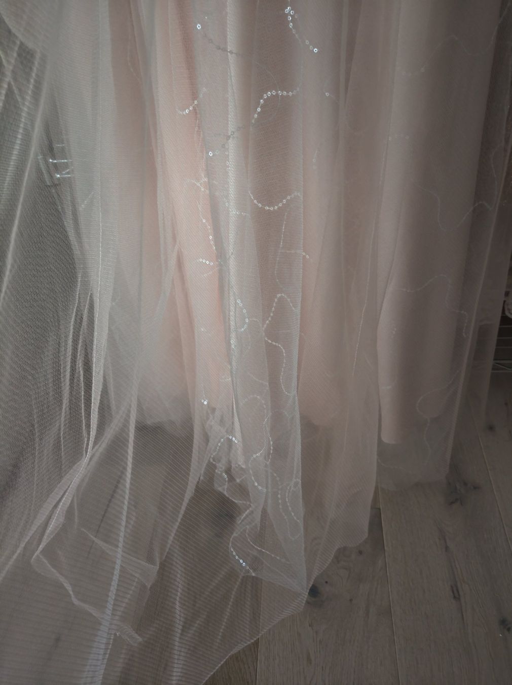 Vestiti: Tüllkleid – Usato da Salenstein venduto da Silly...0 4