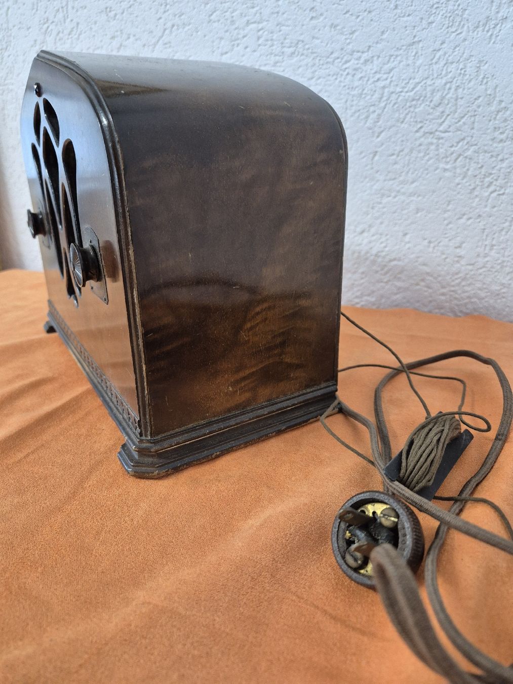 Radios: Antiker Röhrenradio-Klassiker, Le Pygmee – Defekt aus Basel von vintage.watches 2