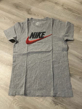 Nike T-Shirt Grau Gr. S