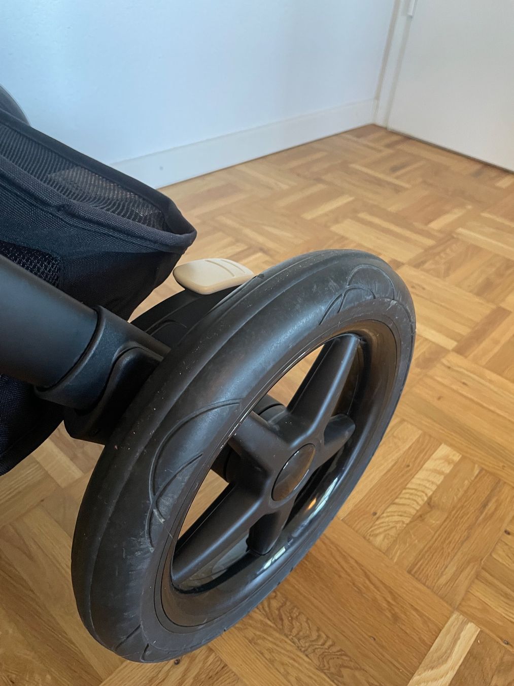 Bugaboo Carrozzine: Bugaboo Fox 2 Kinderwagen – Usato da Rorschacherberg venduto da gabjes 2