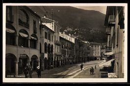 AK Locarno, Strasse mit Arkaden