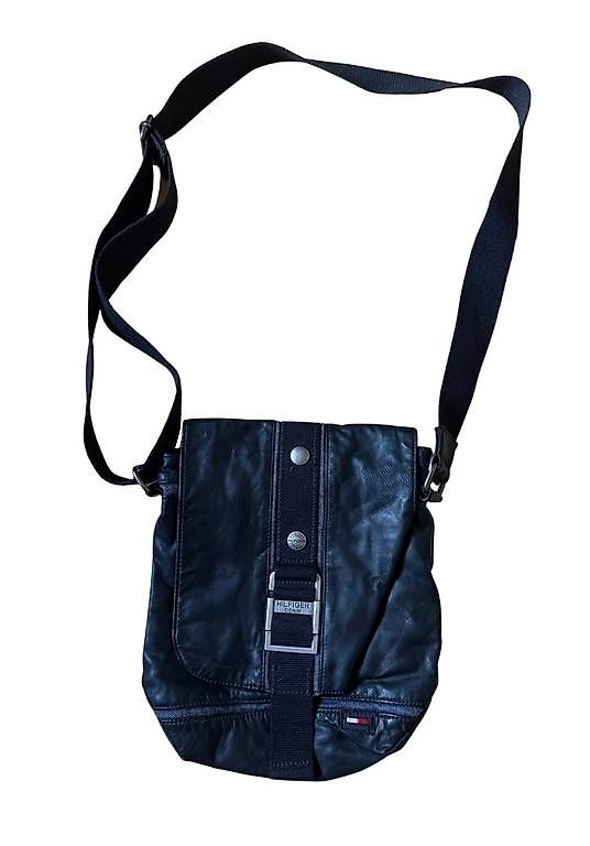 Taschen für Damen: Tasche Tommy Hilfiger – Gebraucht aus Bonfol von vgi_vc6k