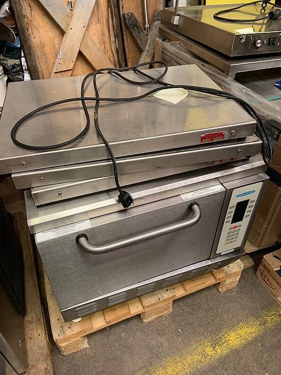 Appareils de cuisine: Div Gastrogeräte Mikrowelle Backofen tellerwärmer ect. – D'occasion à Burgdorf par dkwhummel 2