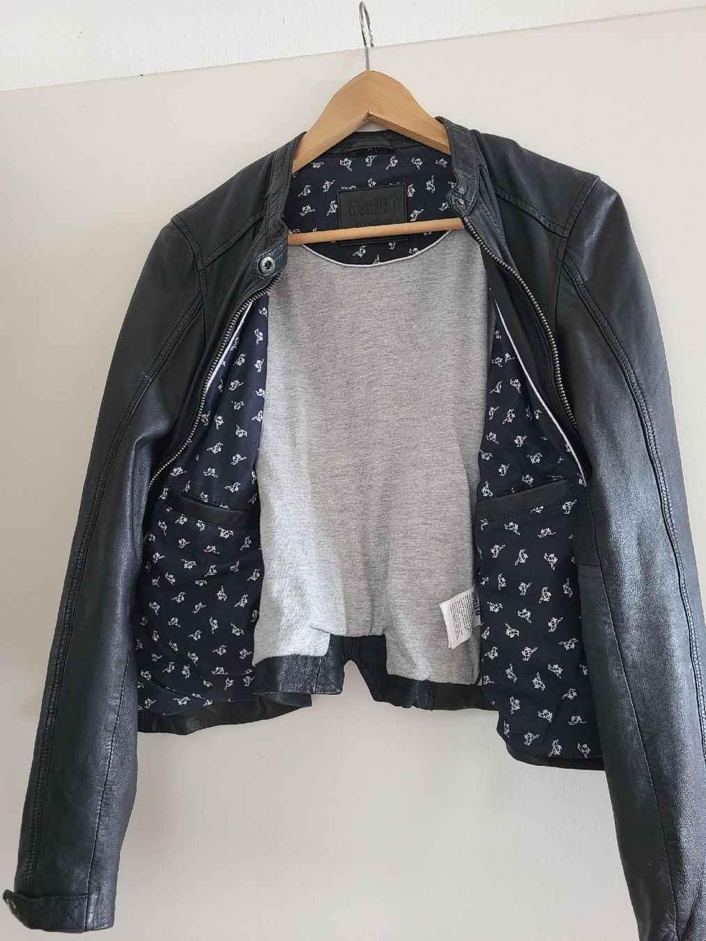 Giacche: Lederjacke Damen Mustang Gr. M schwarz – Nuovo (secondo la descrizione) da Richterswil venduto da Ybri 2